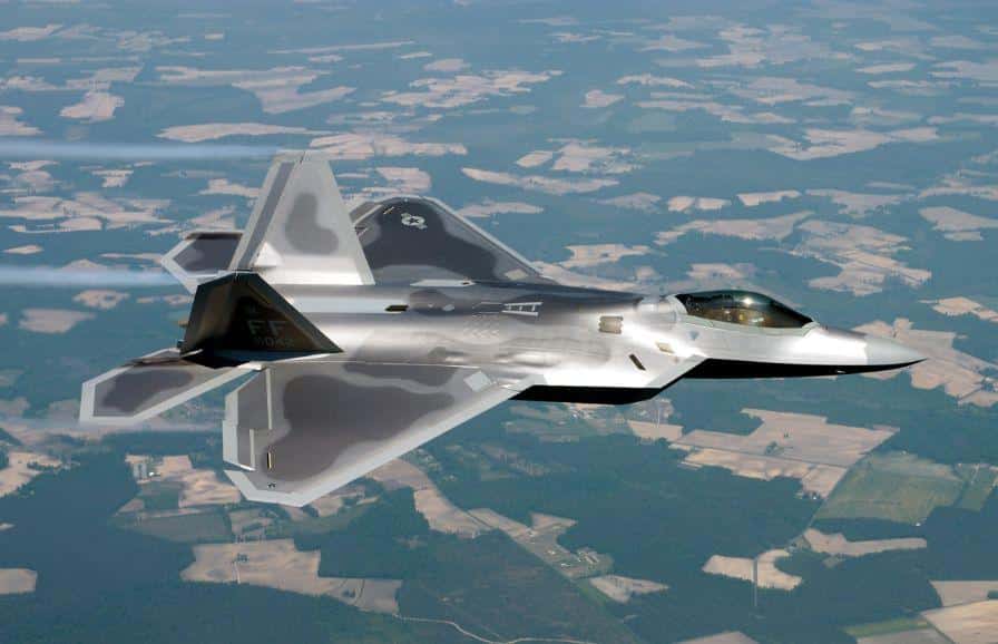 Анализ защиты F22 Raptor | Истребительная авиация | Бюджет Вооруженных Сил и оборонные усилия
