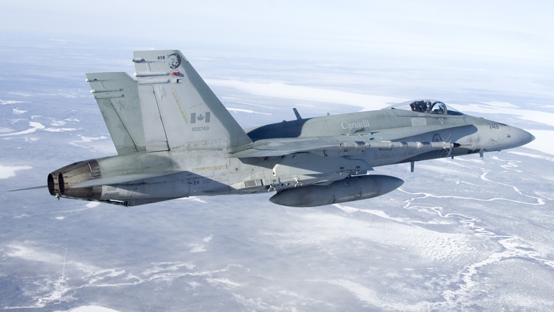 CF 18 fra det canadiske luftvåbens forsvarsnyheder | Jagerfly | Canada