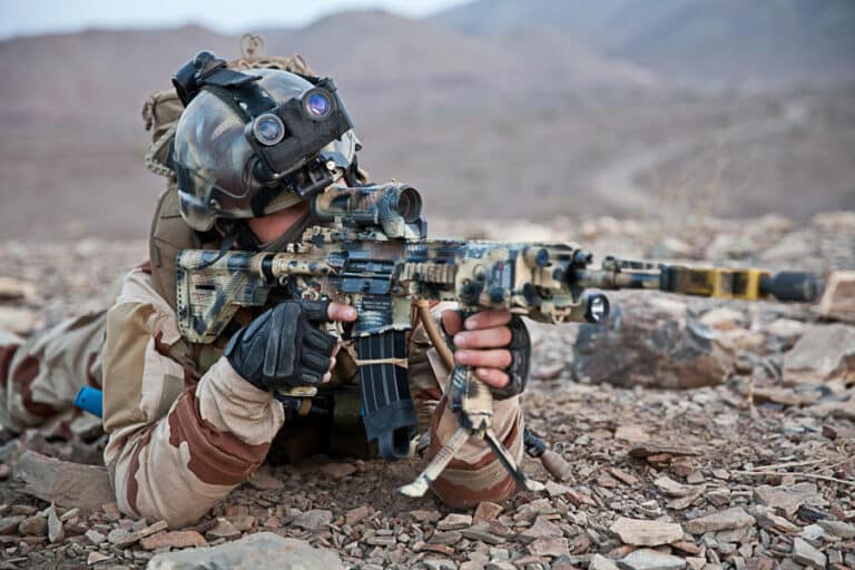 Deux militaires français tués dans une opération de libération d’otages au Burkina Fasso