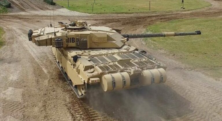 L’industrie britannique de défense ne sait plus construire de canon d’artillerie à hautes performances