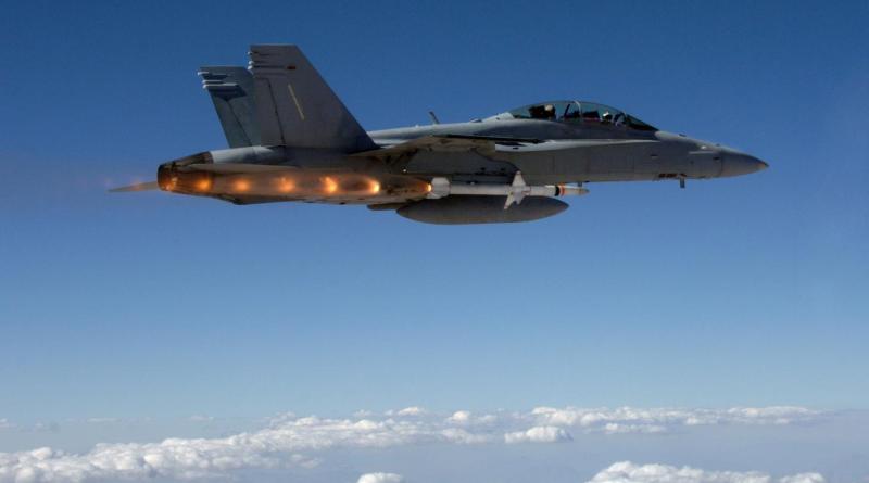 EA18 Growler Analisi del danno Difesa | Aerei da combattimento | Costruzione di aerei militari