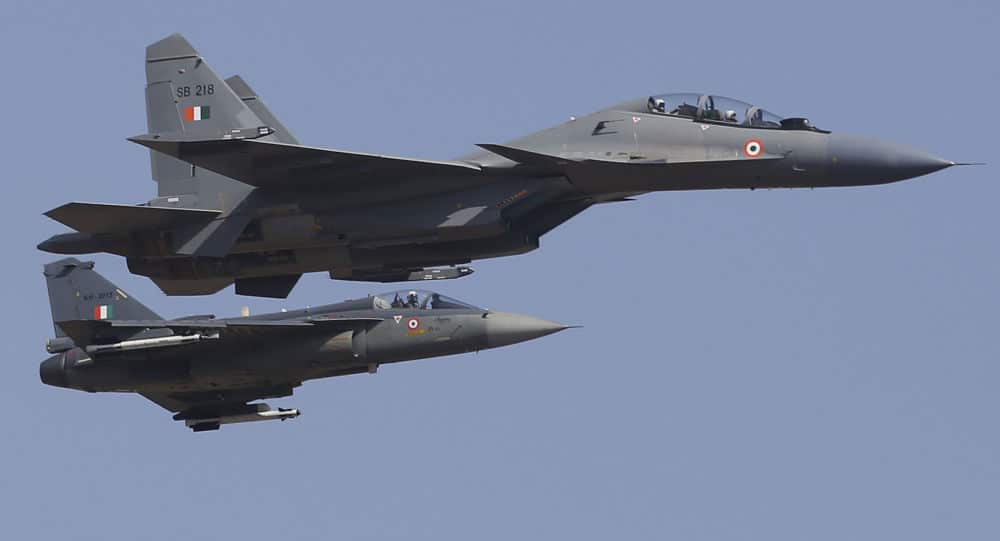 HAL Su-30MKI et TEJAS