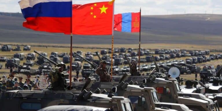 Les dépenses de défense chinoises en 2022 étaient équivalentes à celles des États-Unis, selon un think-tank américain.