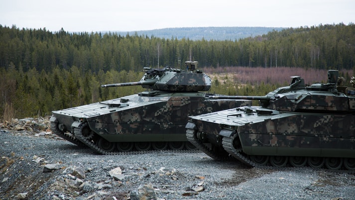 CV90 스웨덴 뉴스 방어 | 경전차와 기갑 정찰 | 장갑차 건설