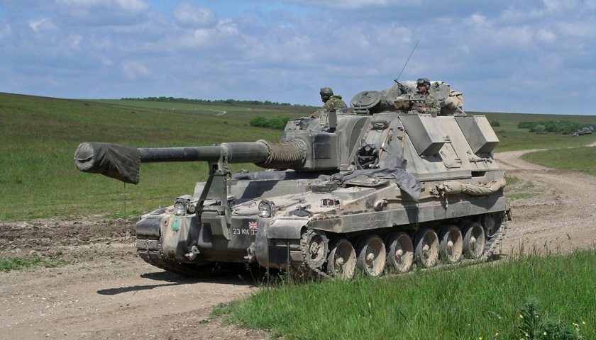 AS90 ब्रिटिश आर्मी इंडस्ट्रियल फैब्रिक डिफेंस BITD | तोपखाना | एमबीटी युद्धक टैंक