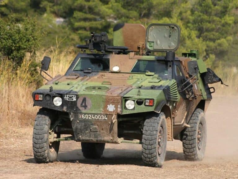Contre toute logique, le nouveau blindé léger de l’Armée de Terre sera conçu en coopération européenne
