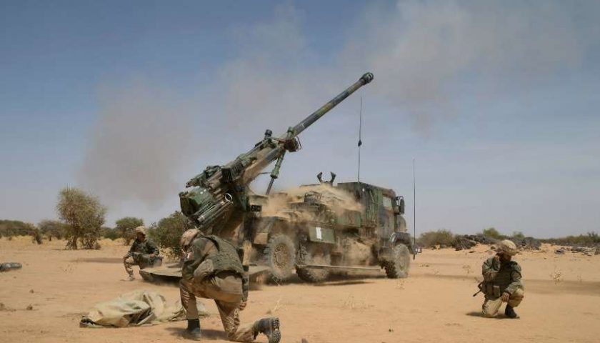 Frans CAESAR gemotoriseerd kanon in analyses van de Irakese defensie | Artillerie | Straaljagers