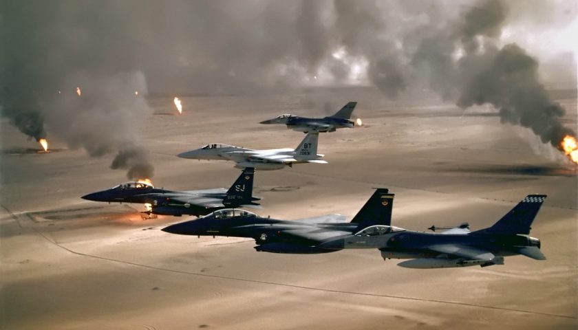 F15 F16 Analýza obrany USAF v Iraku | Stíhacie lietadlá | Konštrukcia vojenských lietadiel