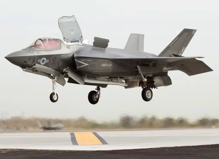 f35b-vertical-take-off.jpg.webp