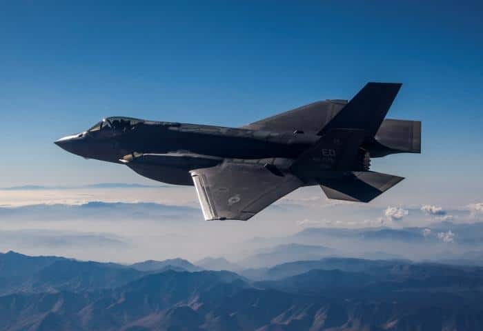 US Air Force F35A 15.17.26 Defensie Nieuws | Straaljagers | Militaire training en oefeningen