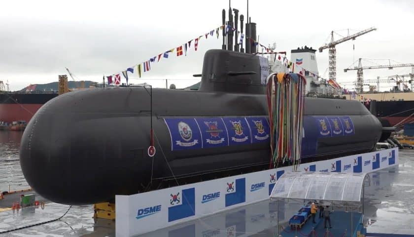 Lancio del sottomarino coreano AIP KSS III Dosan Ahn Chang Defense News | Corea del Sud | Flotta sottomarina