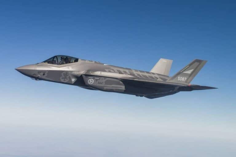 32 des 48 Lockheed-Martin F-35A roumains seront commandés en 2024, selon le ministère de la Défense