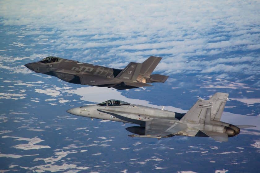 F-35A F/A-18 finlande