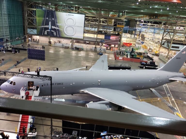 Boeing relance la production de KC-46 et de P-8 après trois semaines d’arrêt