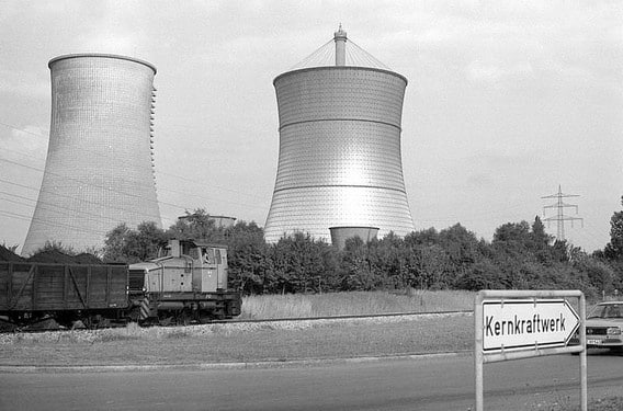 Nemetskiy reaktor THTR 300. Foto Actualités Défense | Etats-Unis | France