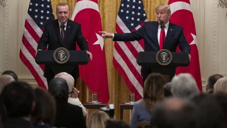 La Turquie multiplie les ouvertures pour revenir dans les bonnes grâces de Washington