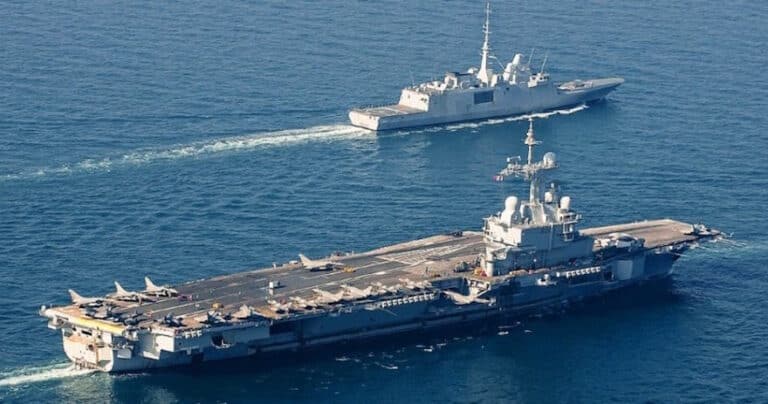 A cause de l’épidémie de coronavirus, les puissances militaires montrent leurs muscles