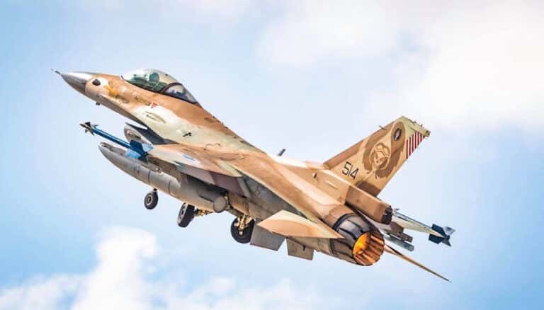 La force aérienne israélienne va désactiver un escadron de F-16 pour laisser de la place à ses nouveaux avions de combat