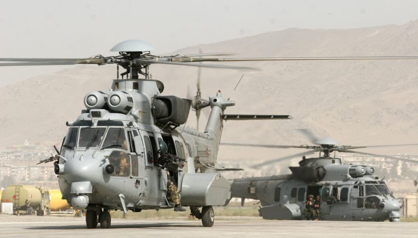Caracal H225M Airbus Helicopters Aviation de chasse | Contrats et Appels d'offre Défense | Emirats Arabes Unis