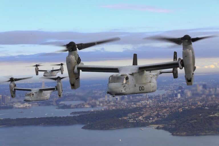 Premier vol du CMV-22B Osprey qui remplacera les avions logistiques C-2A Greyhound sur les porte-avions de l’US Navy
