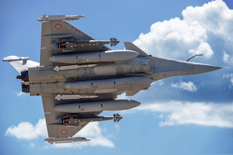 Rafale: les essais en vol de la nouvelle munition AASM de 1000 kg ont commencé