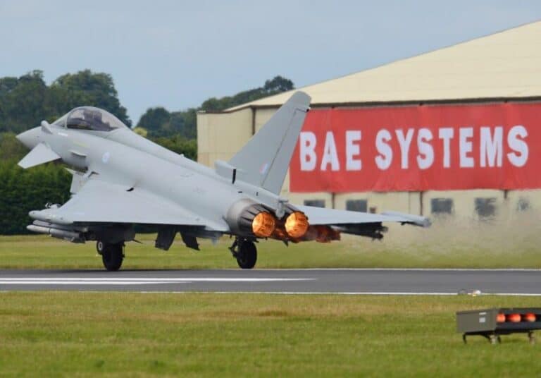 La Serbie pourrait se tourner vers le Typhoon si la France refuse de livrer « certains missiles »