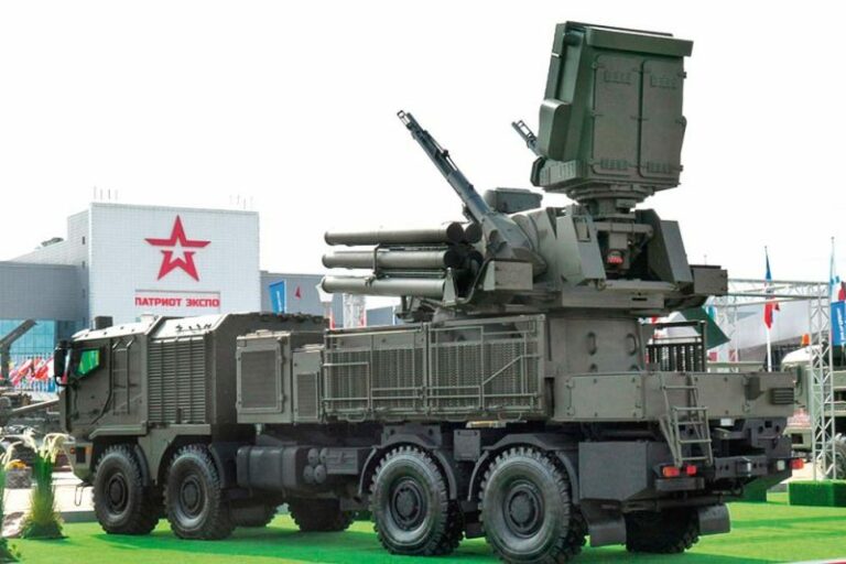 Plus de détails sur le système Pantsir-SM de défense rapprochée russe