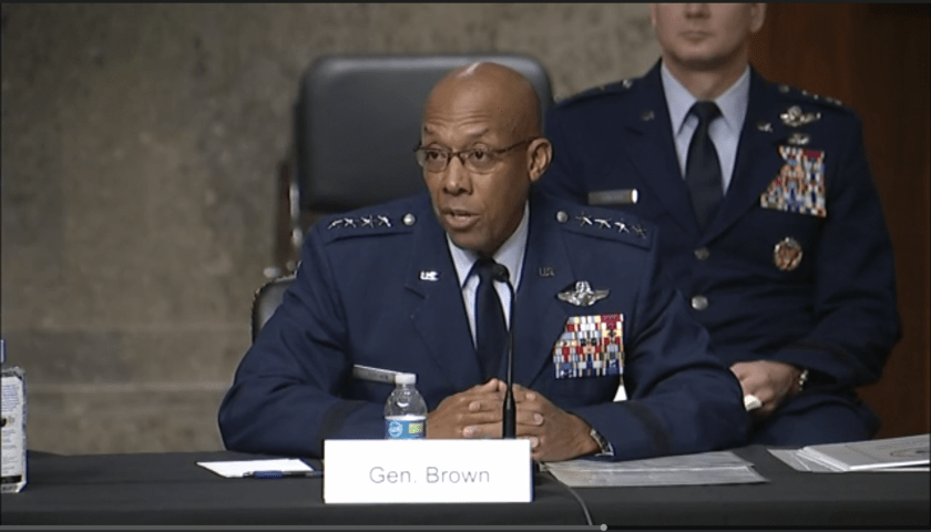 General Brown USAF Defense News | Stíhacie lietadlá | Rozpočty a obranné sily ozbrojených síl