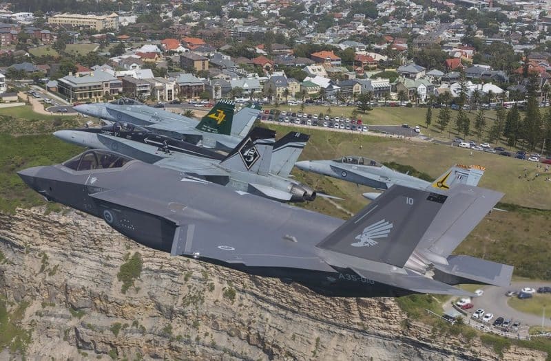 Super Hornet et F-35A australiens
