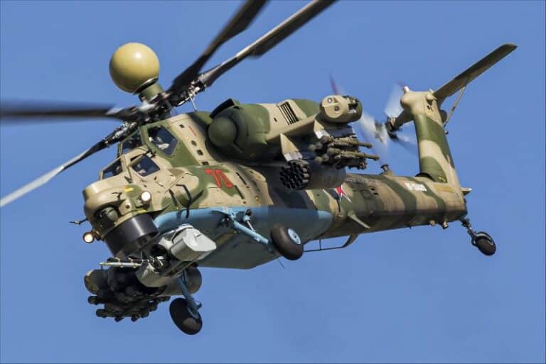 L&rsquo;hélicoptère de combat russe Mi-28NM entre dans l&rsquo;ère des drones