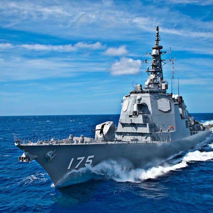 В состав японского флота входят 8 крупных современных эсминцев класса «Конго» и его производных.