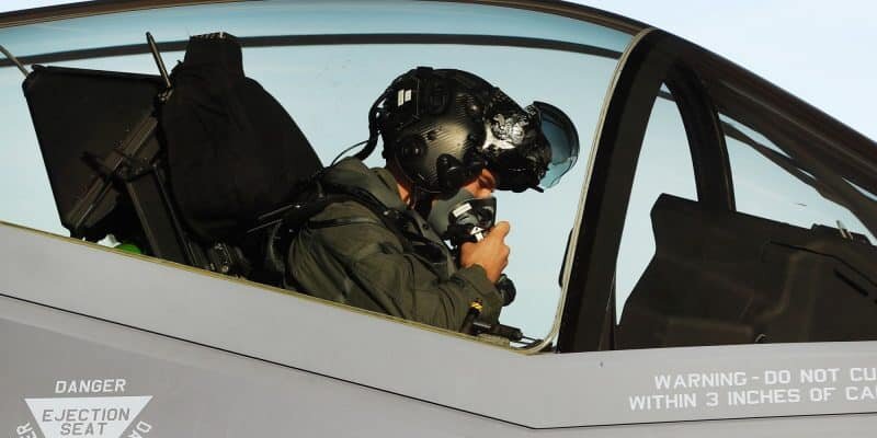 超お得！月末までの限定値下げ　米海軍　戦闘機パイロット装備セット 超お得！月末までの限定値下げ 米海軍 戦闘機パイロット装備セット 超