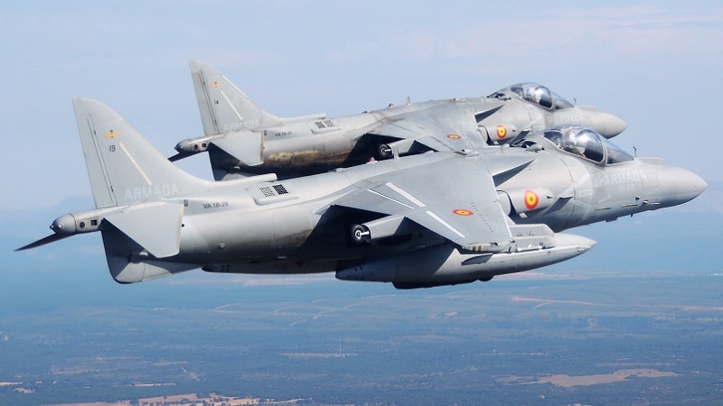 AV 8B Harrier II Armada patrouille dekking Armada Duitsland | Straaljagers | Legerbudgetten en defensie-inspanningen
