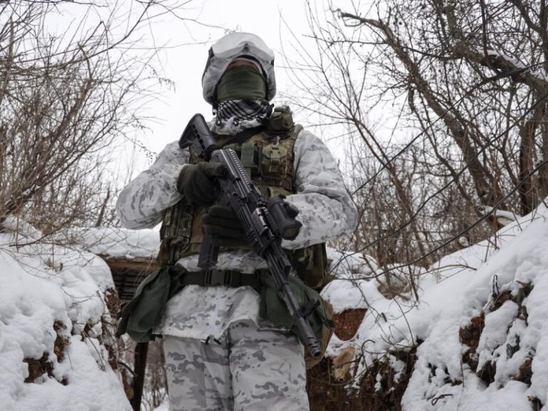 La crise s’emballe entre l’Ukraine, la Russie et l’Occident