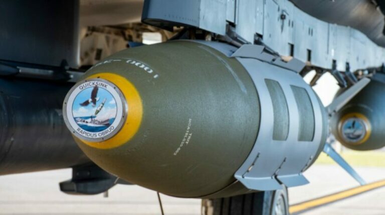 Avec le programme QUICKSINK, l’US Air Force va se doter de bombes guidées anti-navires