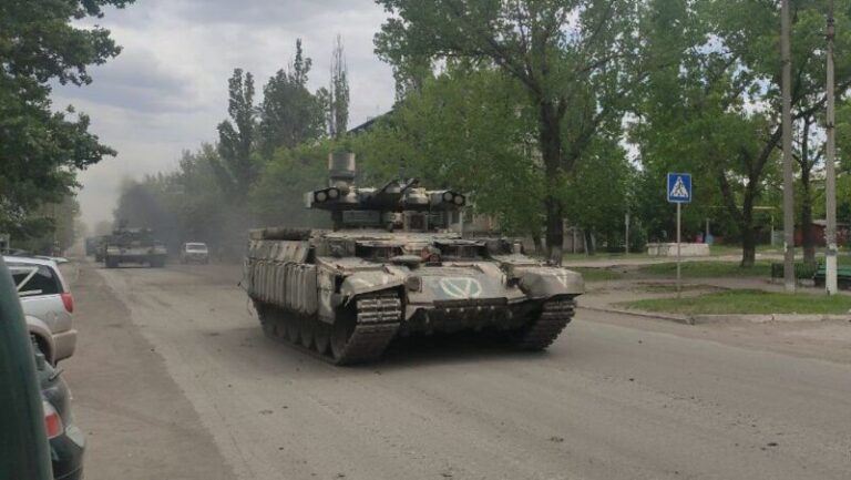Terminator, TOS-2 et Su-57, la Russie déploie ses nouveaux systèmes d’arme en Ukraine