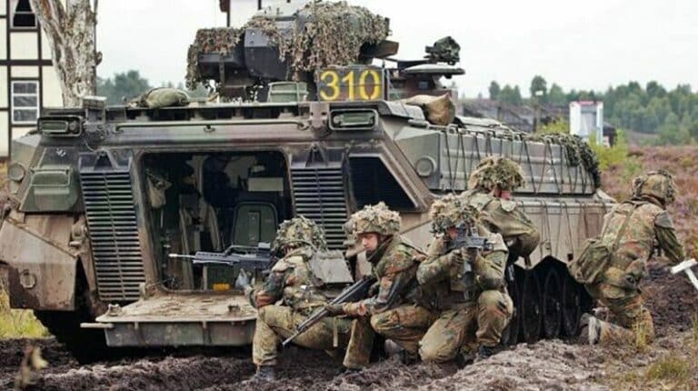 L’OTAN va se doter d’une force de riposte de 300.000 hommes pour faire face à la menace Russe