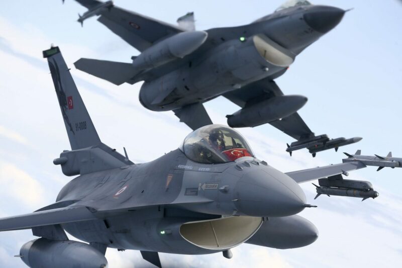 F 16 Turkije e1658237049932 Defensie Nieuws | Militaire allianties | Legerbudgetten en defensie-inspanningen
