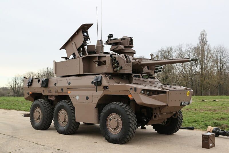 Lichte tank / gepantserd verkenningsvoertuig EBRC Jaguar