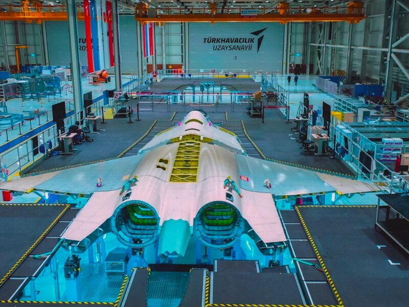 TFX Prototype assembly line Chars de combat MBT | Construction de véhicules blindés | Contrats et Appels d'offre Défense