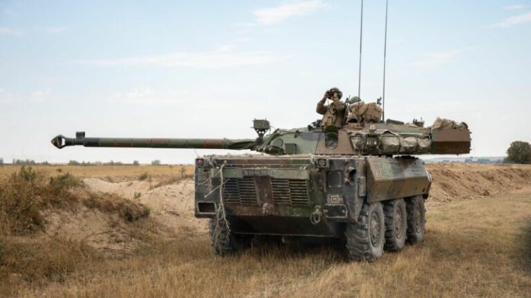 L’annonce de la livraison des AMX-10RC français à l’Ukraine provoque d’importants remous en Europe