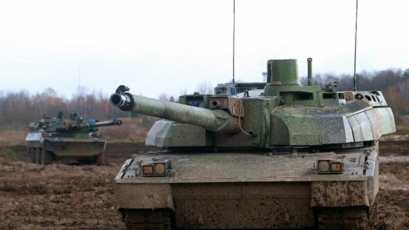 Leclerc AMX10RC e1675350879206 Meta-Defense.fr Planification et plans | Articles gratuits | Budget des armées