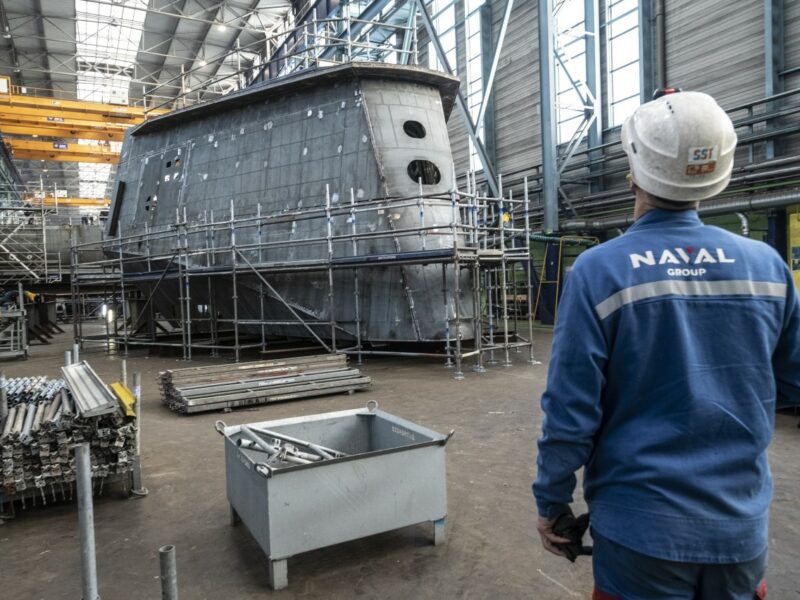 FDI HN1 first block in dry dock Bombardiers Stratégiques | Etats-Unis | Flash Défense