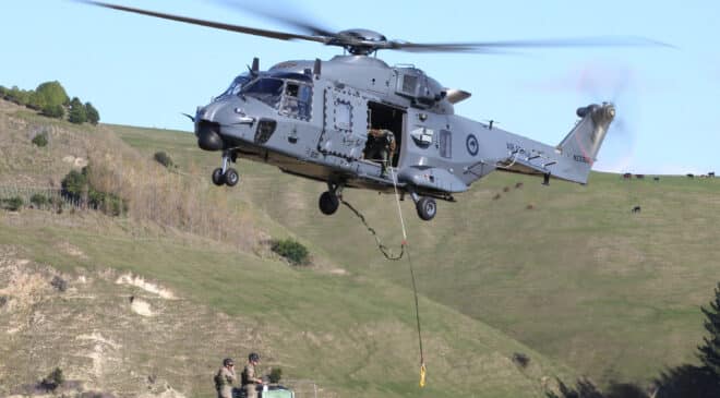 NH90 Novozelandski ugovori i obrana poziva za nadmetanje | Pomorsko patrolno zrakoplovstvo | Proračuni oružanih snaga i obrambeni napori