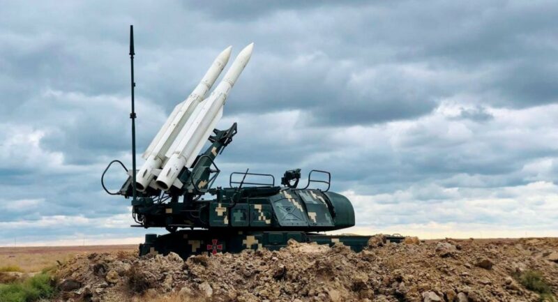 BUK M1 defense aérienne Ukraine