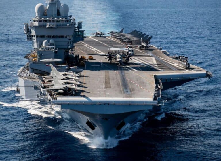 Une opportunité unique pour un second porte-avions français se dessine à présent