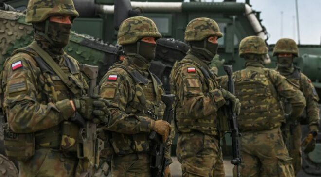 Auch hinsichtlich der personellen Ressourcen stehen die polnischen Streitkräfte vor Schwierigkeiten
