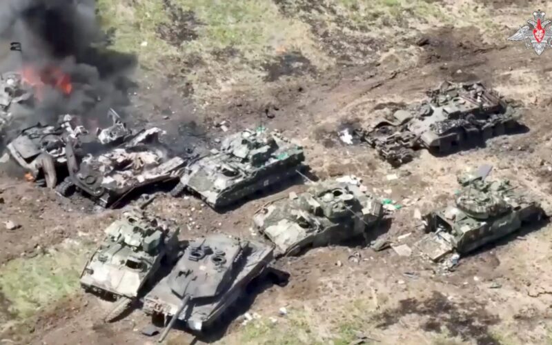 M2 Bradley og Leopard 2A6 beskadiget i Ukraine.