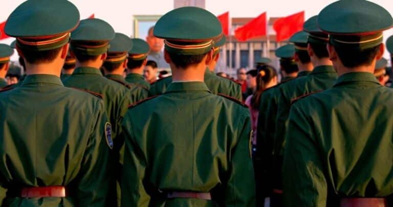 La Chine pourrait s’appuyer sur le chômage des jeunes pour renforcer ses effectifs militaires