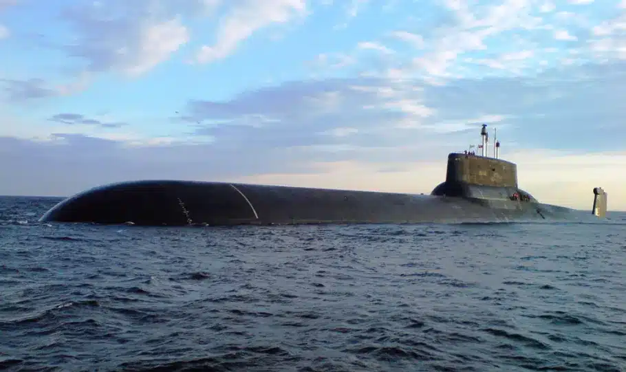 Sous-marin nucléaire lanceur d'engins russe classe Borei-A